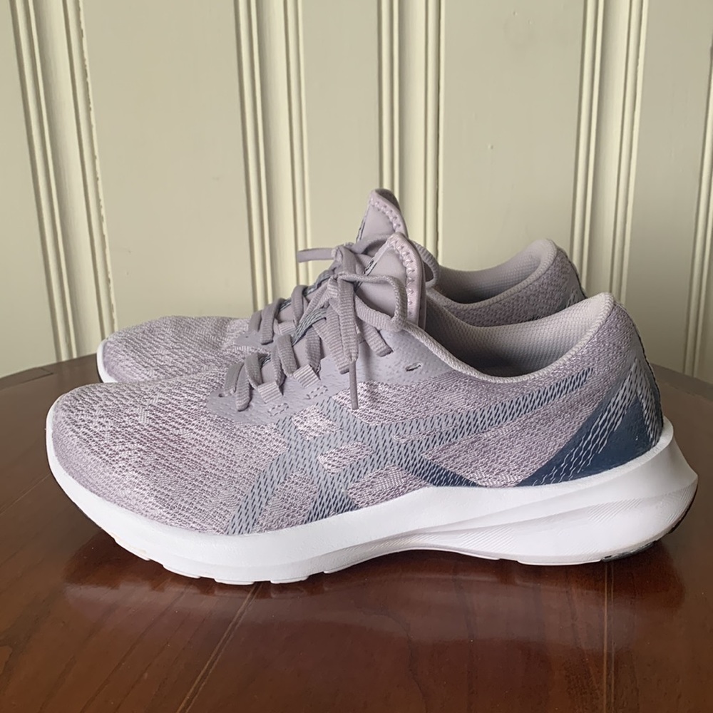 Aasics Versablast MX Running Sneakers Size 9.5 Dusk Violet/Thunder Blue